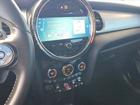 Used 2024 MINI Cooper S image 13