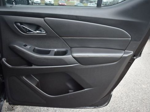 Used 2018 Chevrolet Traverse LT image 46