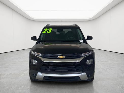Used 2023 Chevrolet TrailBlazer LT FWD image 2