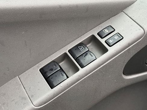 Used 2019 Nissan Frontier SV image 13