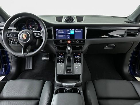 New 2026 Porsche Macan image 19