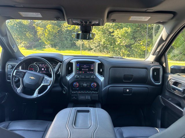 Used 2020 Chevrolet Silverado 2500 LTZ w/ LTZ Premium Package AWD/4WD image 12