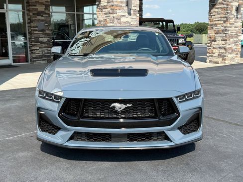Used 2024 Ford Mustang GT Premium RWD image 6