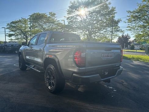 Used 2024 GMC Canyon Elevation w/ Trailering Package AWD/4WD image 4