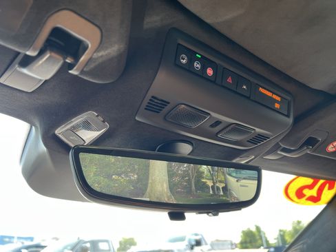 Used 2025 Chevrolet Corvette Z06 w/ Chrome Exterior Badge Package image 27