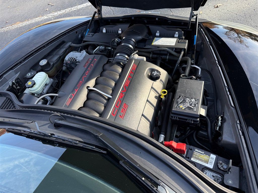 Used 2006 Chevrolet Corvette Convertible w/ Preferred Equipment Group RWD image 49