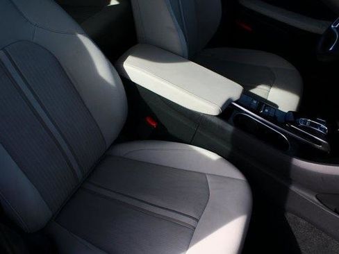 Used 2023 Hyundai Sonata SEL w/ Preferred Accessory Package image 6