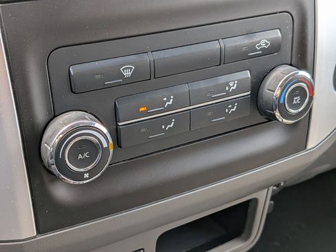 Used 2017 Nissan Frontier SV RWD image 23