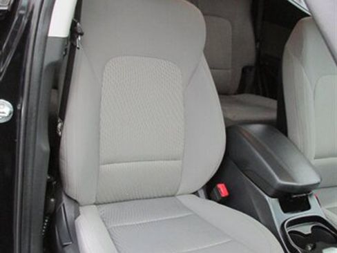 Used 2017 Hyundai Santa Fe Sport image 14