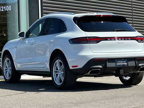 New 2026 Porsche Macan image 3