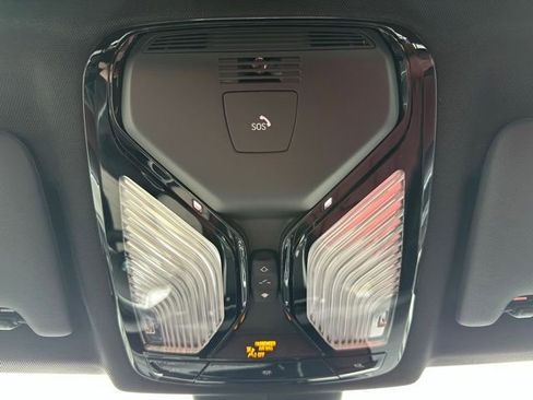 New 2026 BMW 330i xDrive Sedan w/ Premium Package image 23