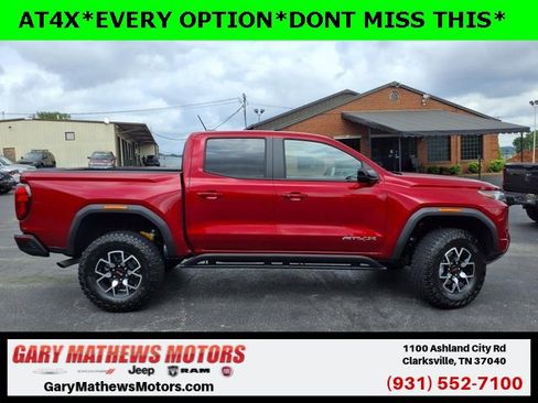 Used 2024 GMC Canyon AT4X image 2