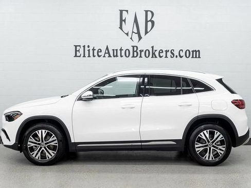 Used 2025 Mercedes-Benz GLA 250 4MATIC image 2
