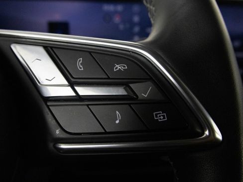 Certified 2025 Buick Envision Preferred image 28