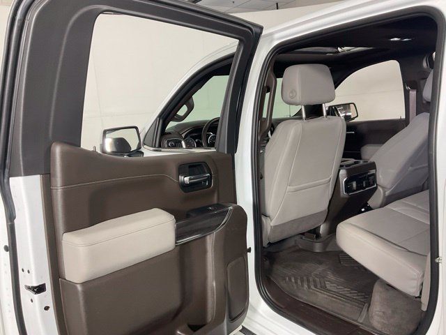 Used 2022 Chevrolet Silverado 1500 LTZ w/ LTZ Premium Package AWD/4WD image 33