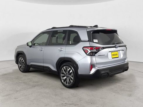 Certified 2025 Subaru Forester Touring AWD/4WD image 6