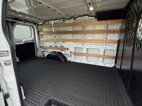 Used 2025 Ford Transit 250 Low Roof w/ Exterior Upgrade Package RWD image 31