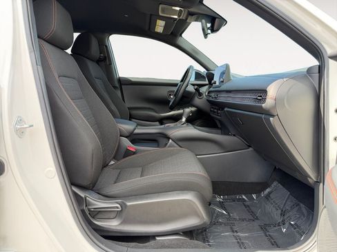 Used 2025 Honda HR-V Sport image 24