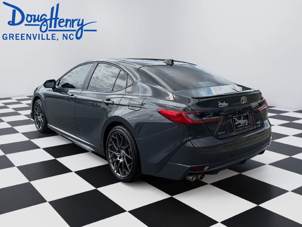Used 2025 Toyota Camry XSE FWD image 3