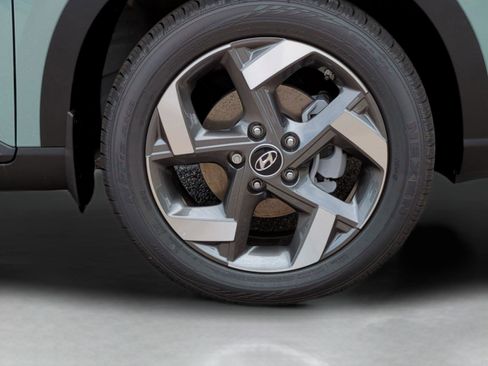 New 2025 Hyundai Venue SEL FWD image 31