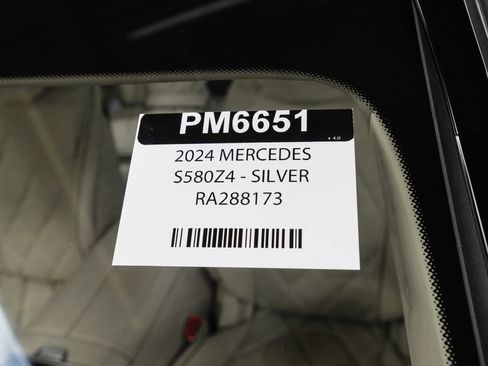 Certified 2024 Mercedes-Benz Maybach S 580 4MATIC image 43