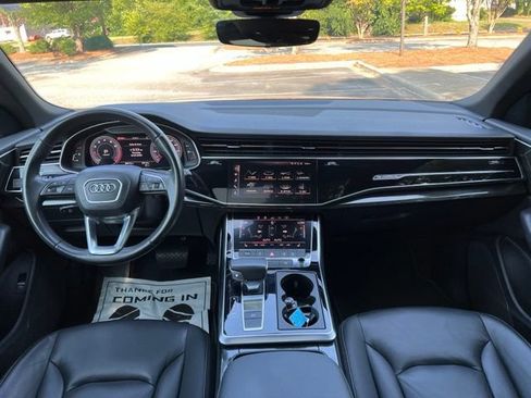 Used 2019 Audi Q8 Premium w/ Convenience Package AWD/4WD image 27