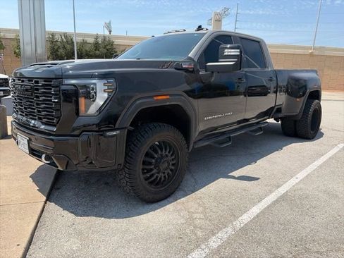 Used 2024 GMC Sierra 3500 Denali w/ Denali Reserve Package AWD/4WD image 2