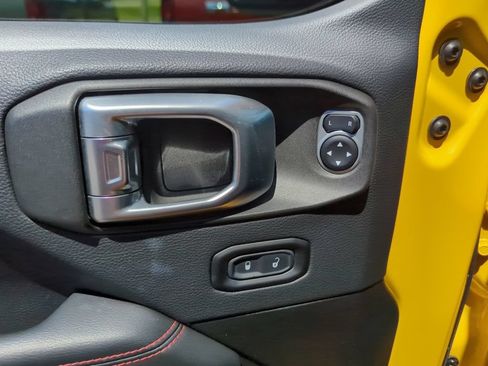 Used 2019 Jeep Wrangler Unlimited Rubicon AWD/4WD image 41