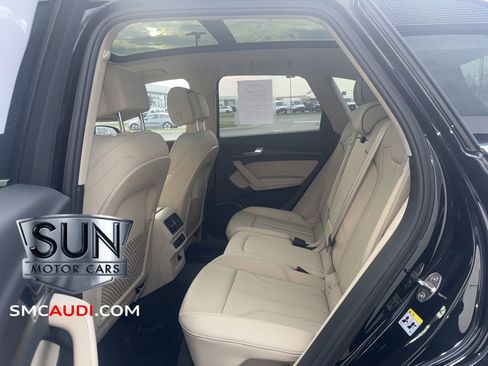 Certified 2025 Audi Q5 2.0T Premium Plus w/ Premium Plus Package image 18