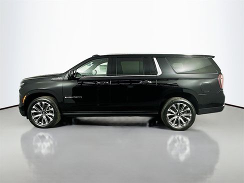 New 2026 Chevrolet Suburban High Country image 4