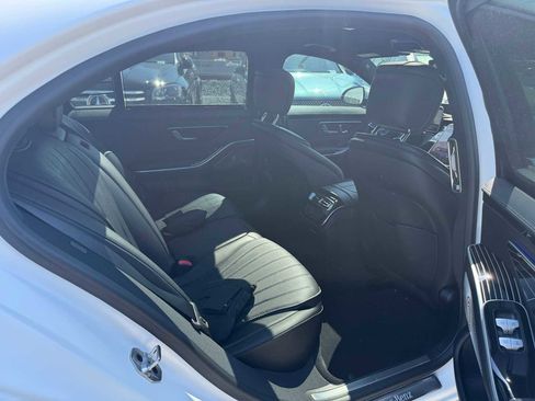 Used 2024 Mercedes-Benz S 500 4MATIC image 12