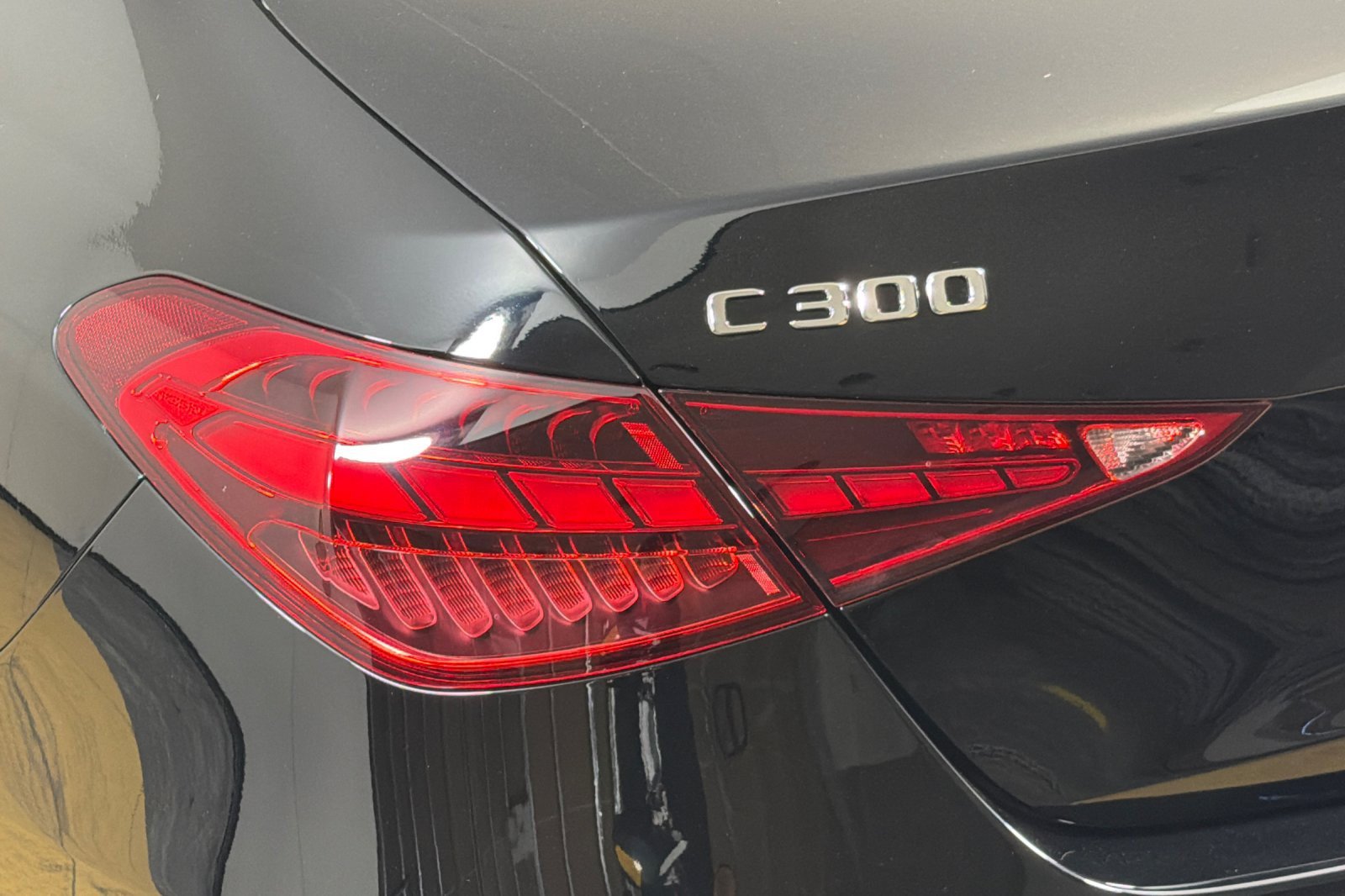 Used 2026 Mercedes-Benz C 300 4MATIC Sedan image 25