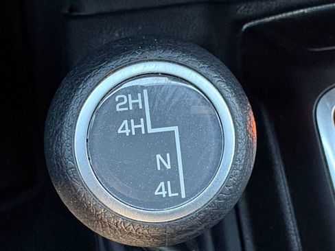 Used 2020 Jeep Gladiator Sport w/ Quick Order Package 24S image 10