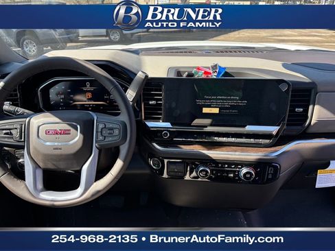 New 2026 GMC Sierra 1500 SLE image 24