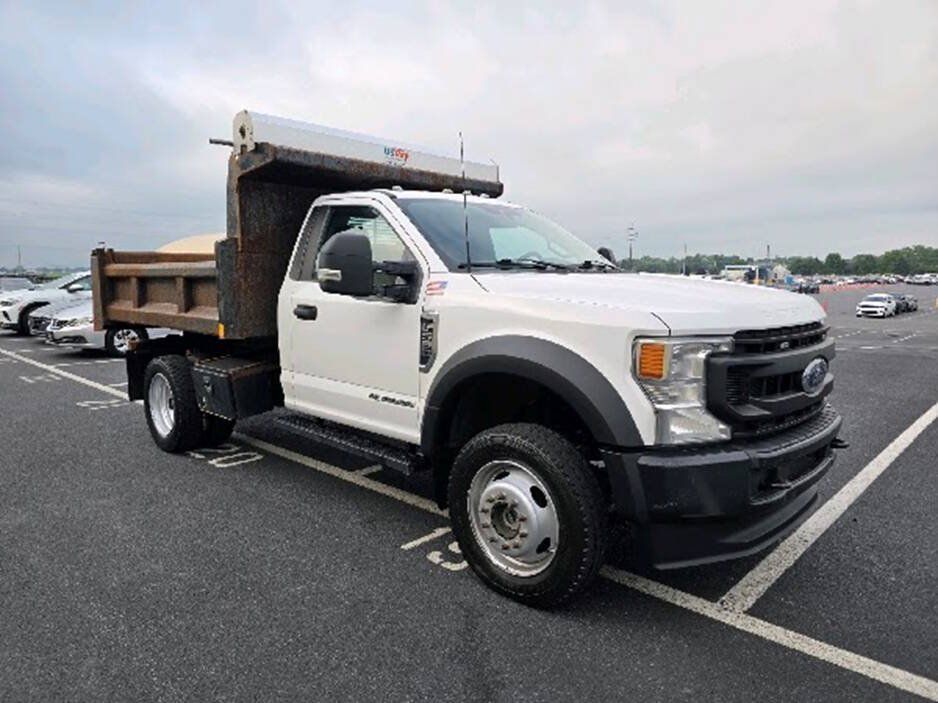 Used 2022 Ford F550 4x4 Regular Cab Super Duty image 3