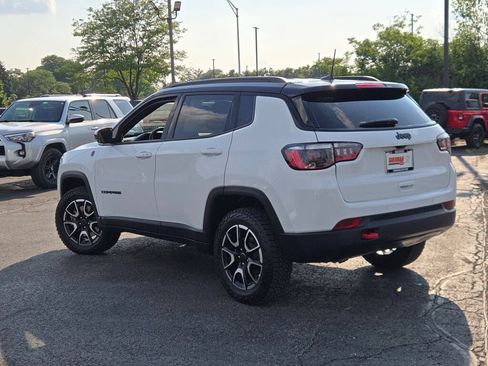 Certified 2025 Jeep Compass Trailhawk AWD/4WD image 23