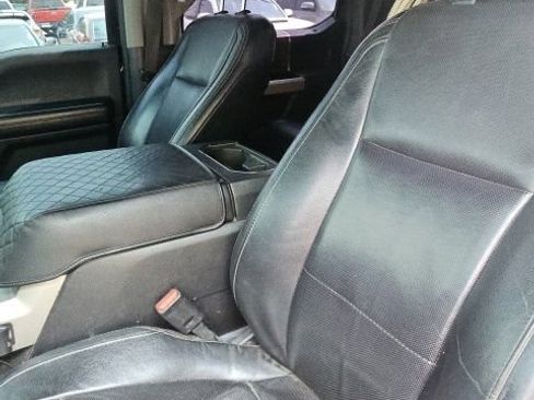 Used 2015 Ford F150 Lariat RWD image 10