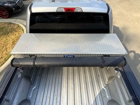 Used 2017 Ford F150 XLT w/ Heavy-Duty Payload Package image 12