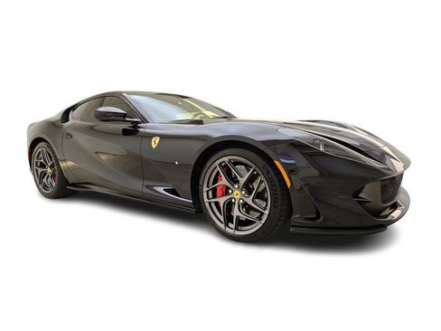 Used 2020 Ferrari 812 Superfast image 3