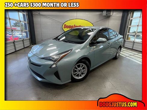 Used 2016 Toyota Prius Two FWD image 1