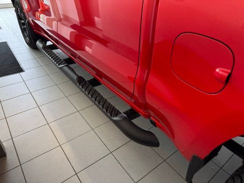 Used 2020 Chevrolet Silverado 1500 RST AWD/4WD image 35