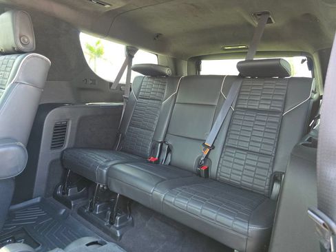 Used 2022 Cadillac Escalade ESV Sport Platinum w/ LPO, ONYX Package RWD image 22