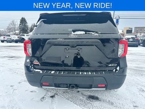 Certified 2022 Ford Explorer Timberline image 5