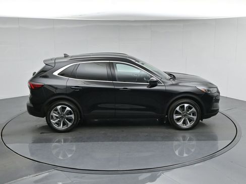 Used 2025 Ford Escape Platinum w/ Premium Technology Package image 42