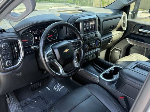 Used 2022 Chevrolet Silverado 3500 LTZ w/ LTZ Plus Package AWD/4WD image 15