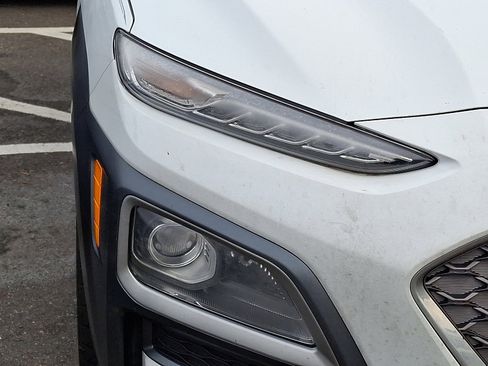 Used 2020 Hyundai Kona Limited image 9