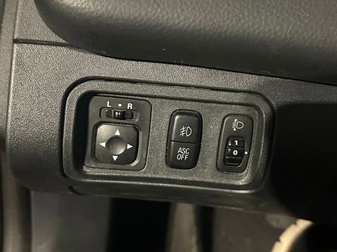 Used 2009 Mitsubishi Eclipse GT image 16