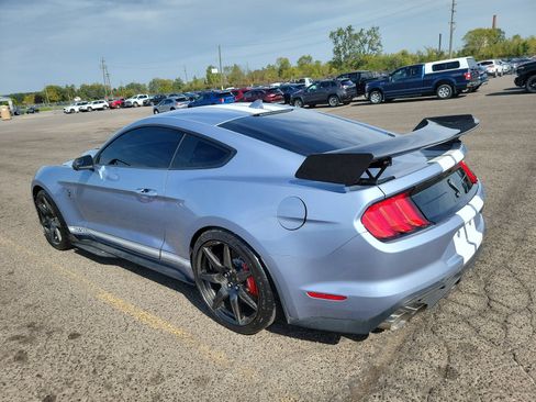 Used 2022 Ford Mustang Shelby GT500 w/ Carbon Fiber Track Pack RWD image 6