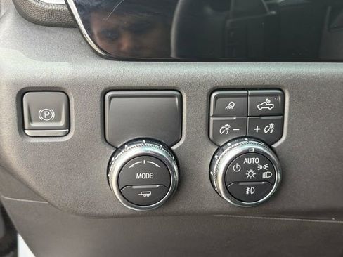 Used 2023 GMC Sierra 1500 Elevation w/ Elevation Premium Package RWD image 5