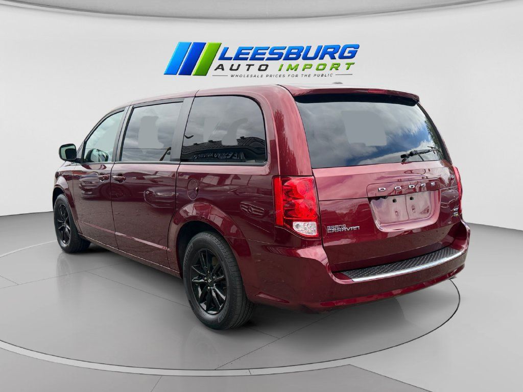 Used 2019 Dodge Grand Caravan GT FWD image 3